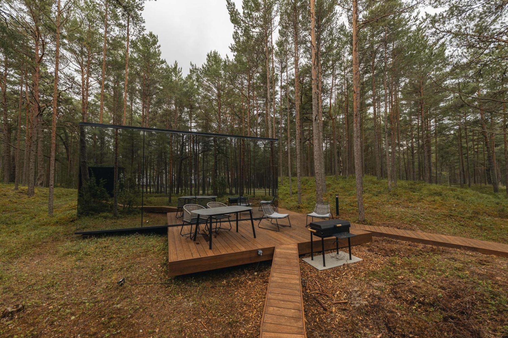 Oeoed Hoetels Lohusalu Leida & Enno Laulasmaa Exterior foto