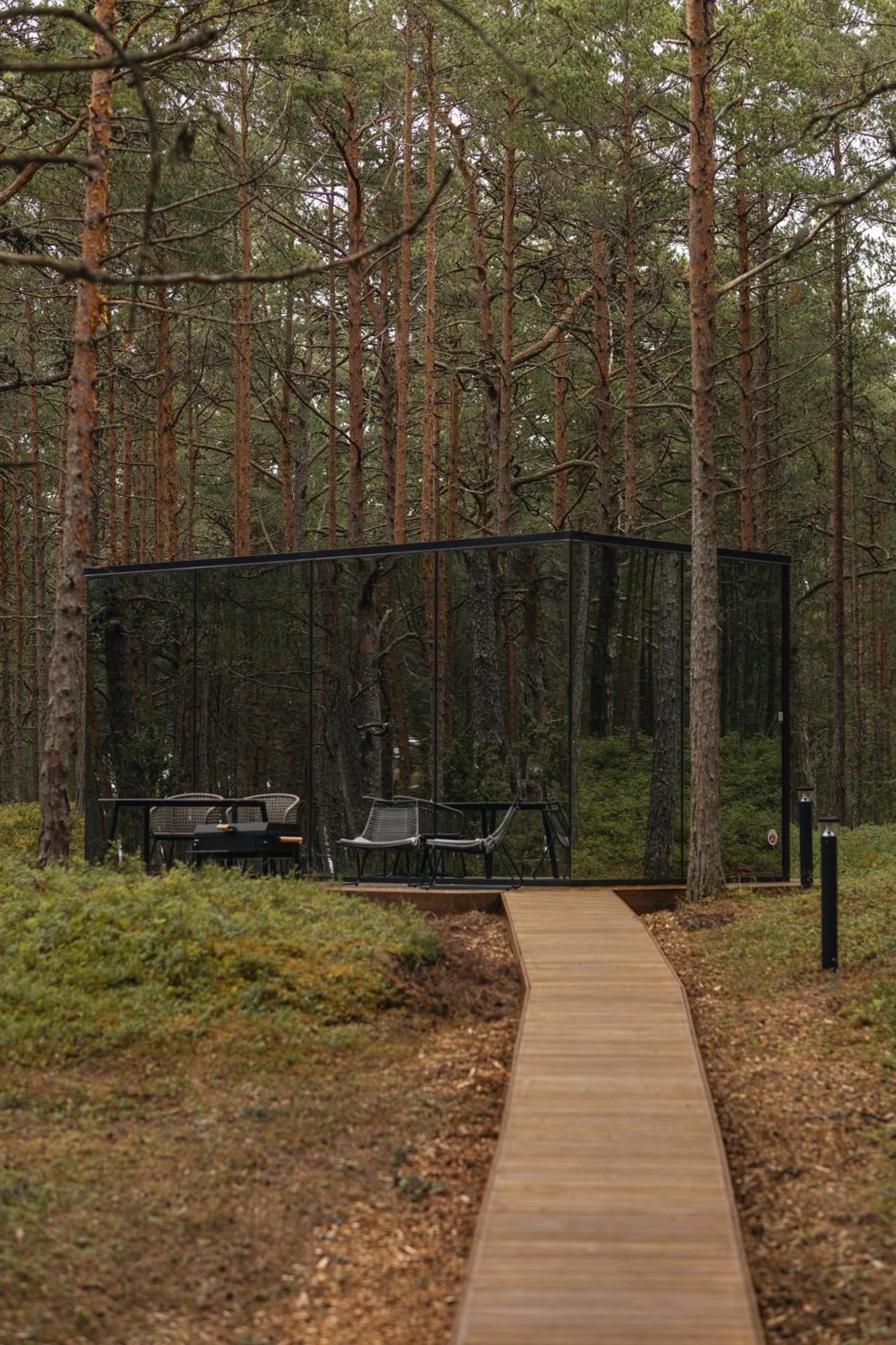 Oeoed Hoetels Lohusalu Leida & Enno Laulasmaa Exterior foto
