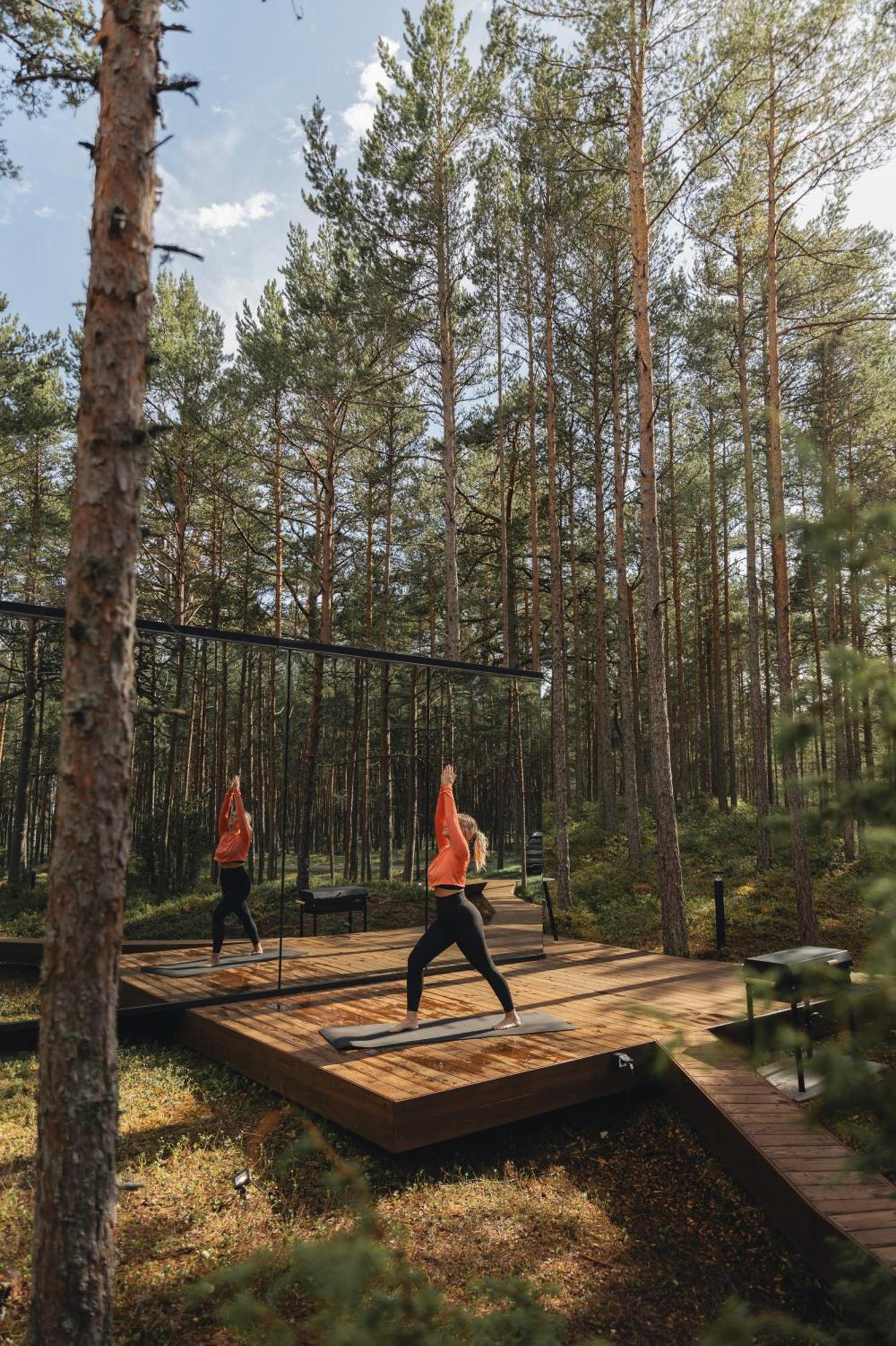 Oeoed Hoetels Lohusalu Leida & Enno Laulasmaa Exterior foto